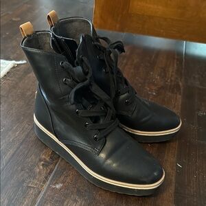 Dr. Scholl's Black and Tan Ankle Boots with Urban Design
